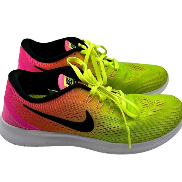 Nike Shoes - Nike Free RN OC Womens 7.5